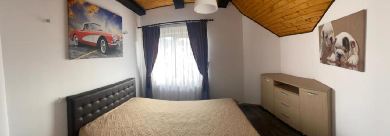 Apartament Ella Rîşnov Exterior foto