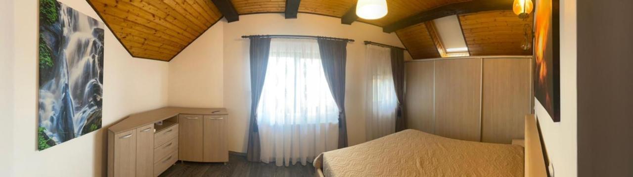 Apartament Ella Rîşnov Exterior foto